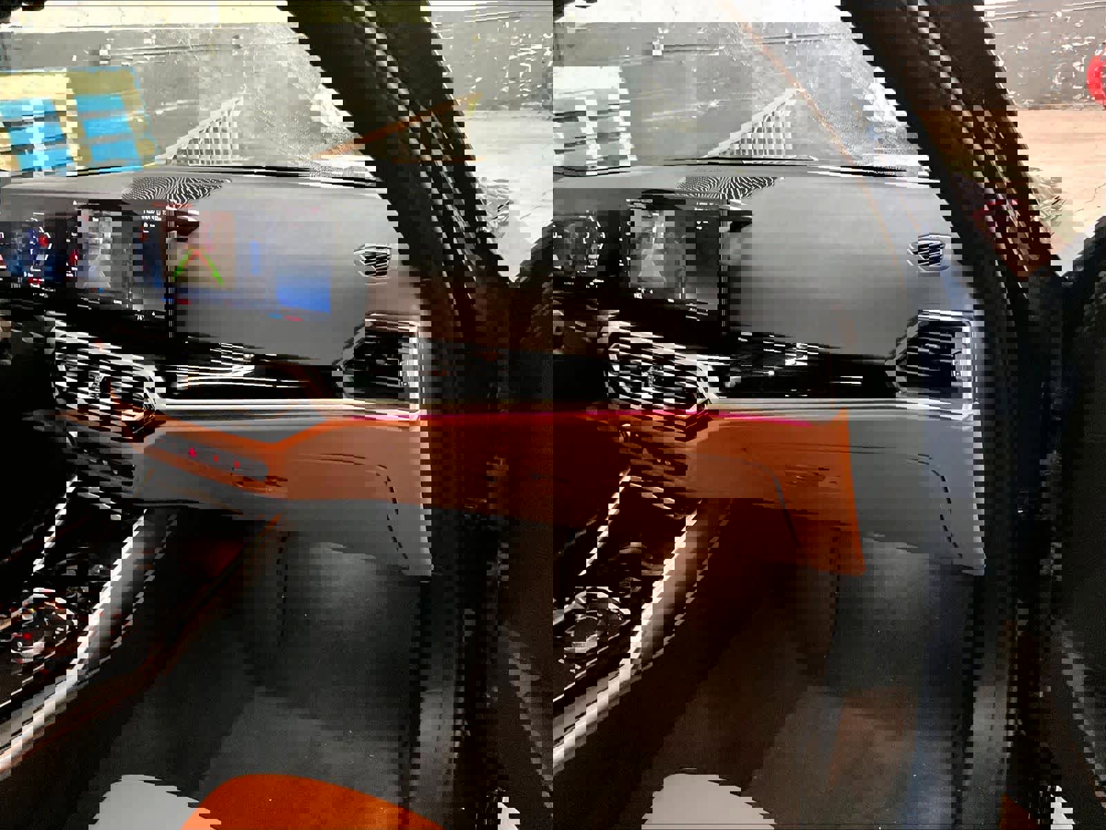 Used 2024 BMW 330i Sedan w/ Convenience Package RWD image 17