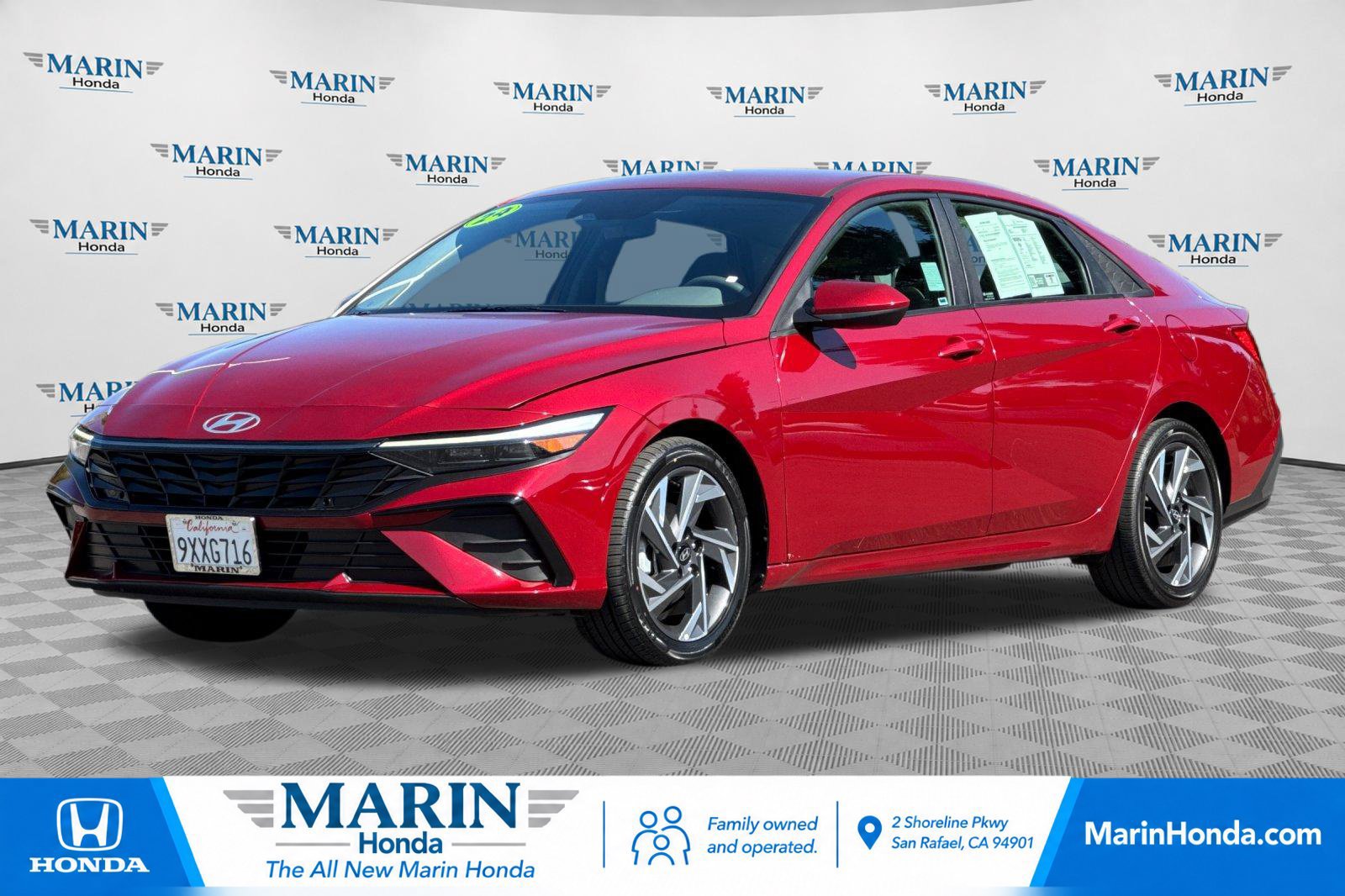 Used 2024 Hyundai Elantra SE FWD image 8