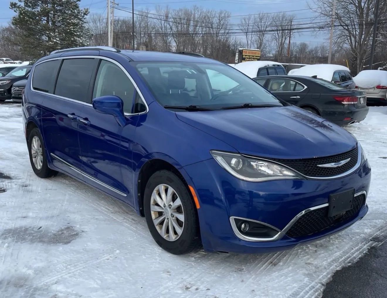 Used 2018 Chrysler Pacifica Touring-L Plus