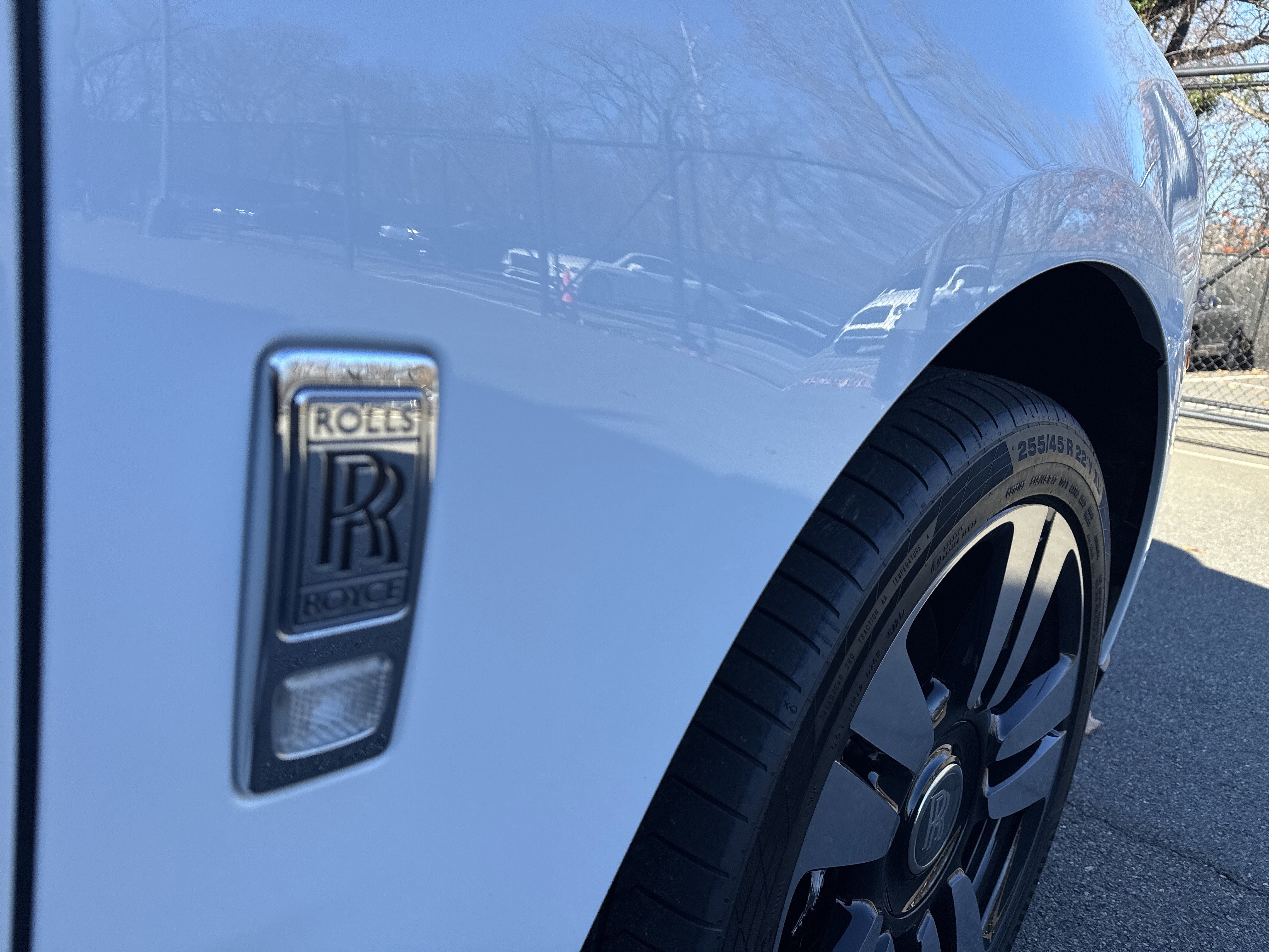 Certified 2022 Rolls-Royce Cullinan image 32