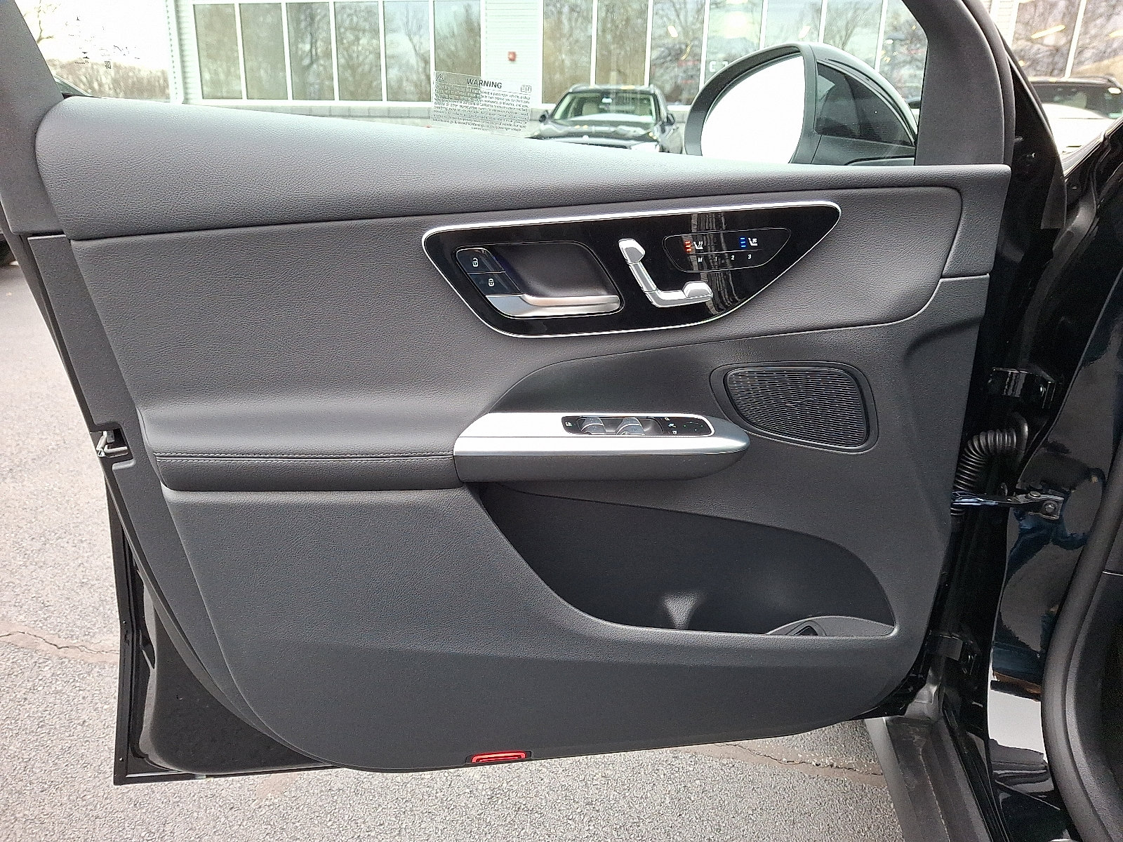 Used 2026 Mercedes-Benz GLC 300 4MATIC image 11