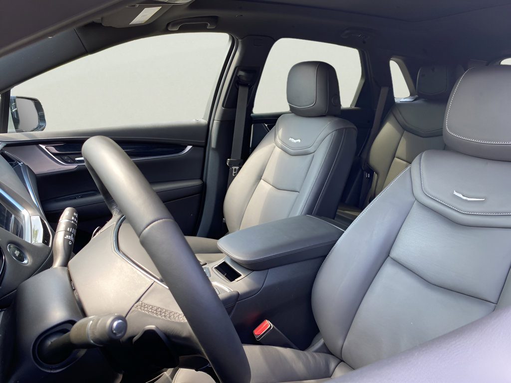 Certified 2024 Cadillac XT5 Premium Luxury AWD/4WD image 12