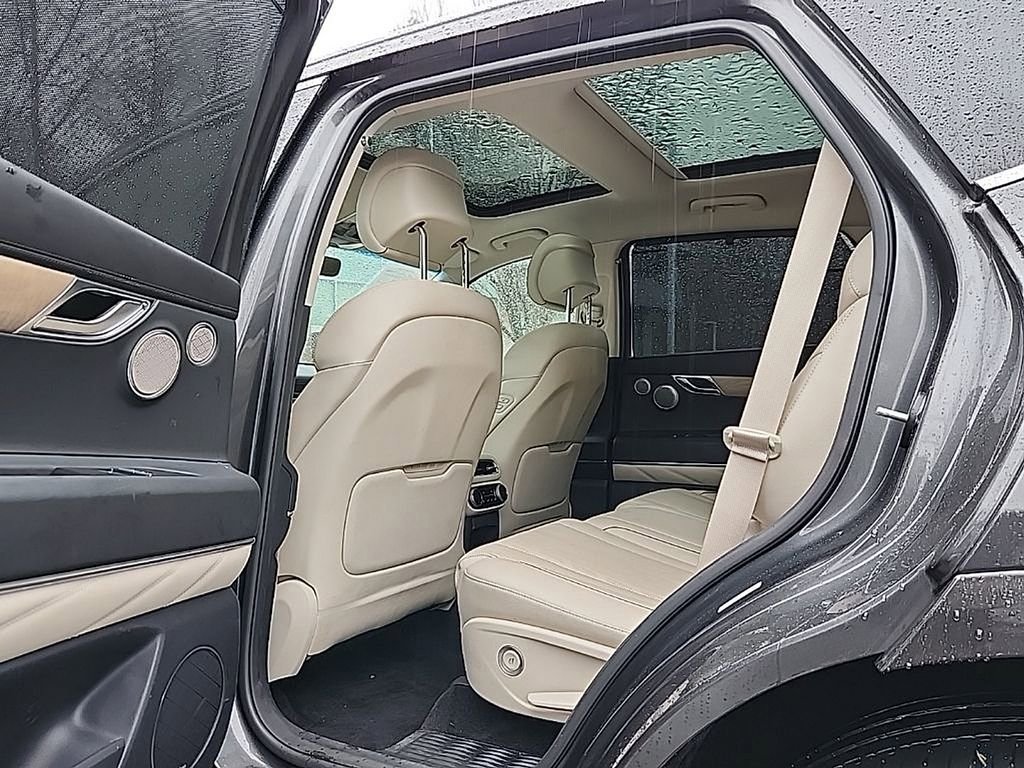 Used 2023 Genesis GV80 2.5T w/ Prestige Package image 21