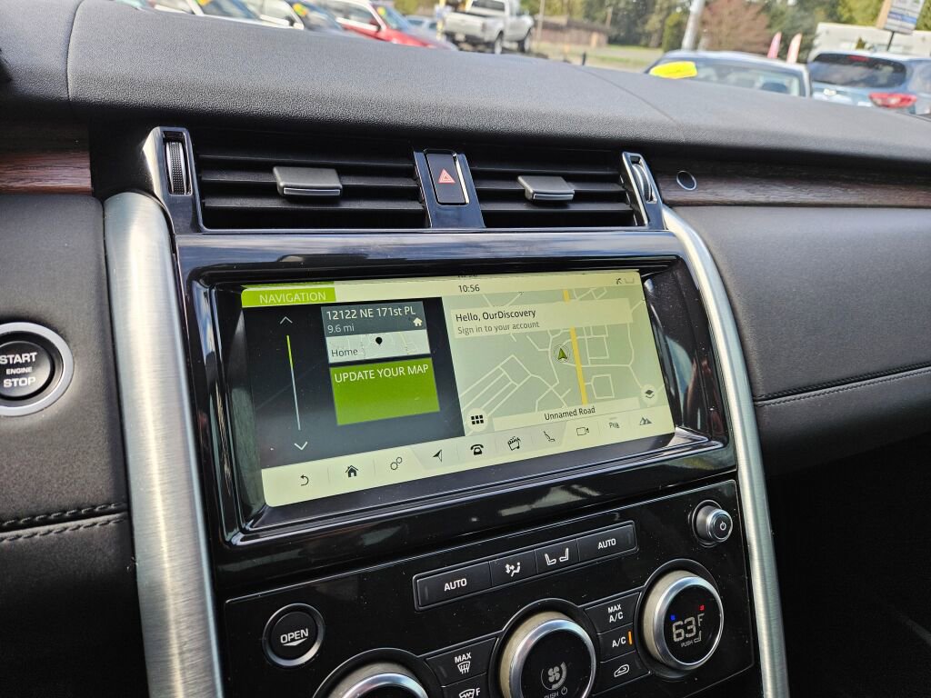 Used 2018 Land Rover Discovery HSE AWD/4WD image 28