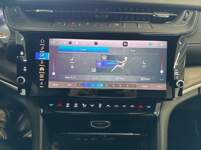 New 2026 Jeep Grand Cherokee L Limited w/ Limited Altitude Package image 44