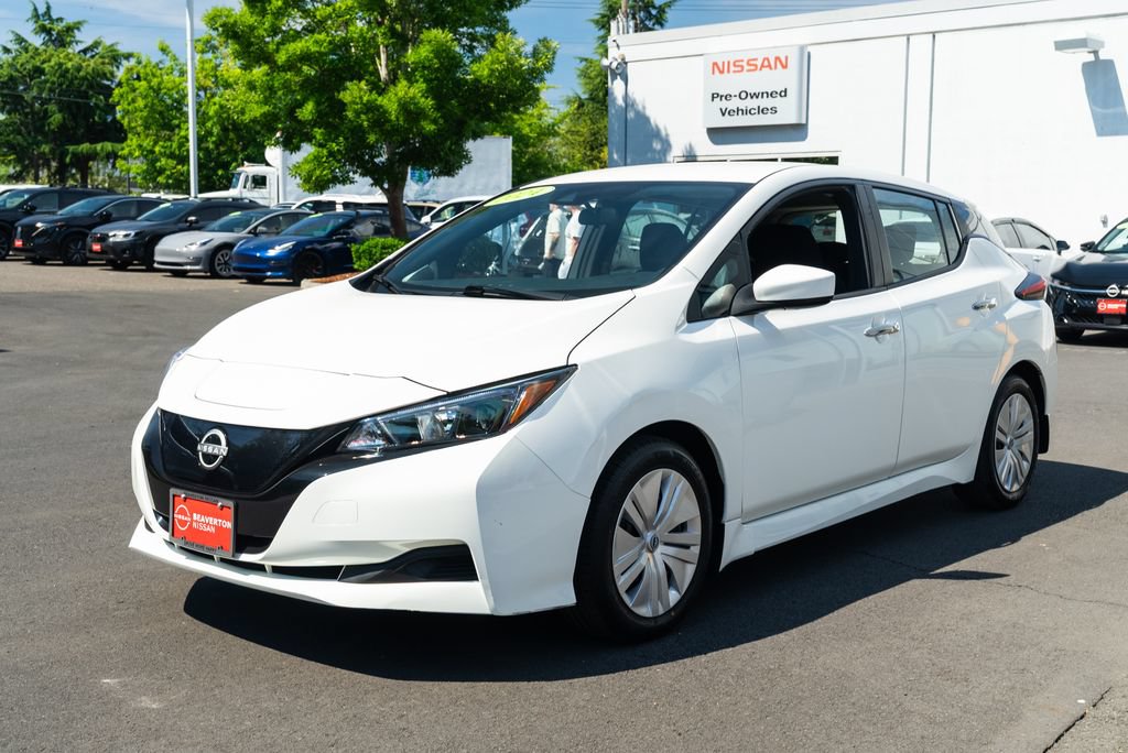 Used 2024 Nissan Leaf S FWD image 3