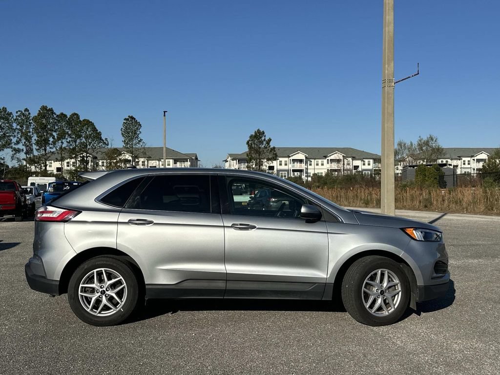 Certified 2024 Ford Edge SEL AWD/4WD image 4