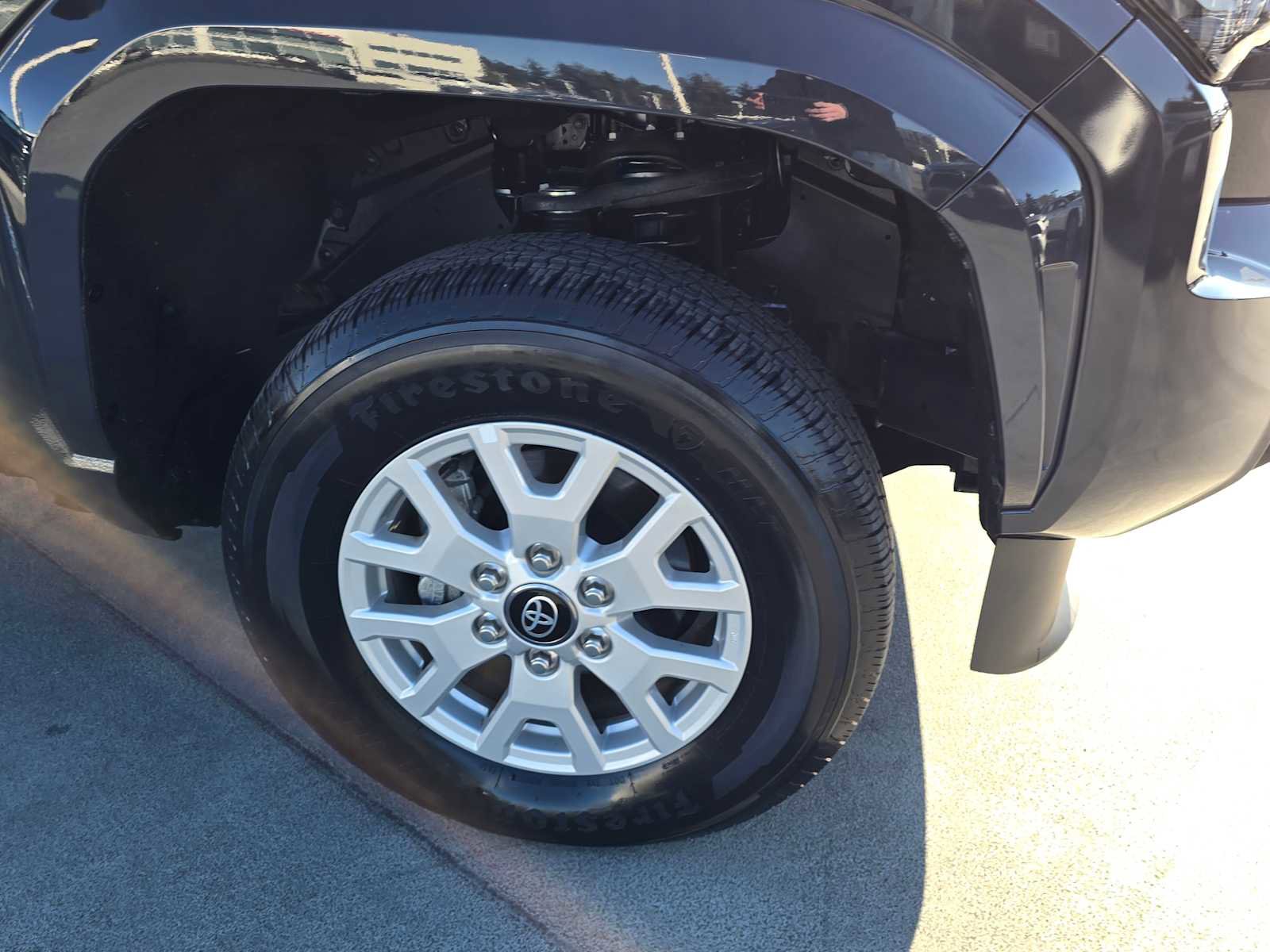 Certified 2025 Toyota Tacoma SR5 image 9