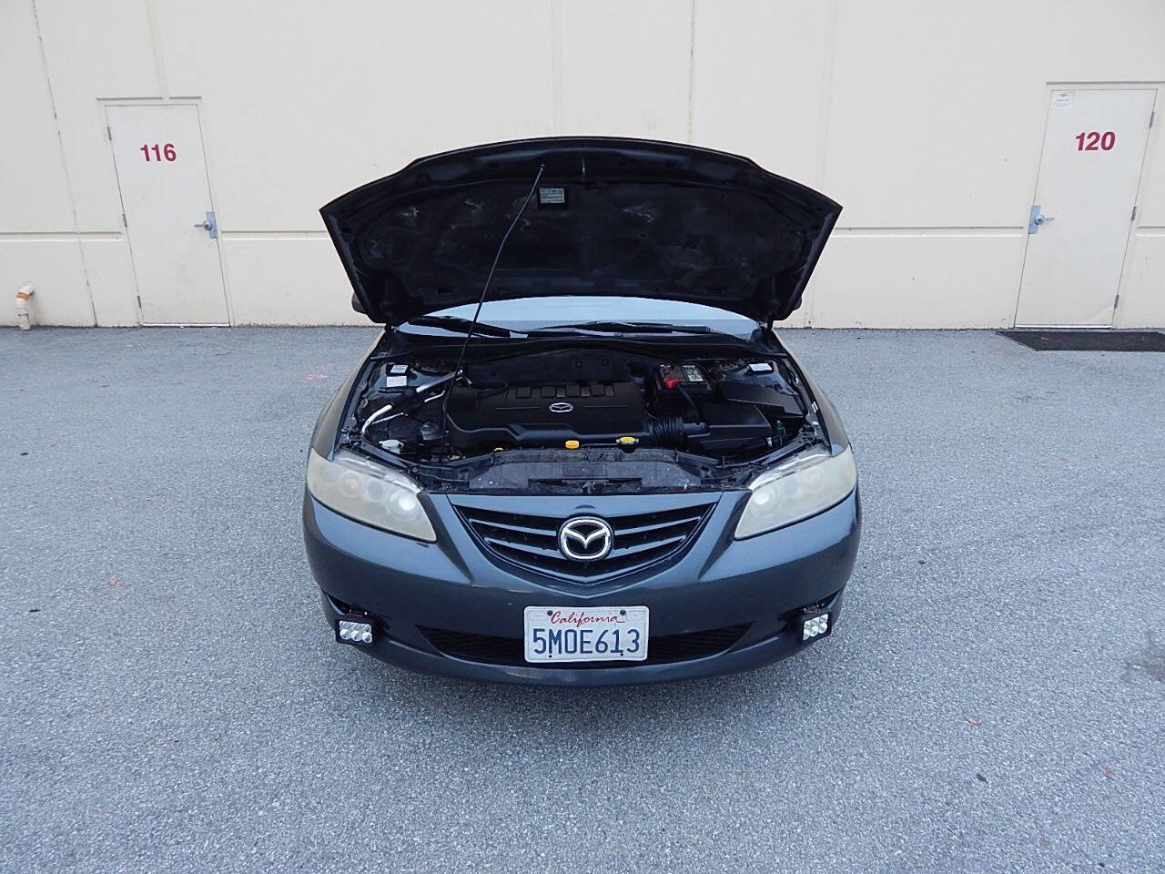 Used 2004 MAZDA MAZDA6 i image 21