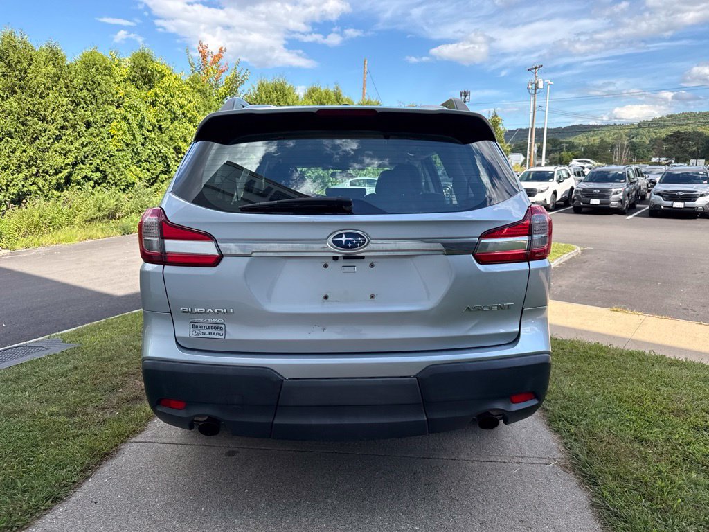 Used 2021 Subaru Ascent 8-Passenger AWD/4WD image 5
