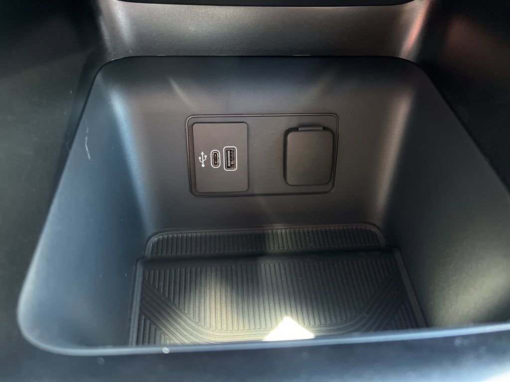 New 2026 Ford Explorer ST-Line image 21