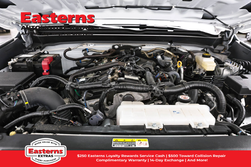 Used 2025 Toyota Tacoma SR RWD image 8