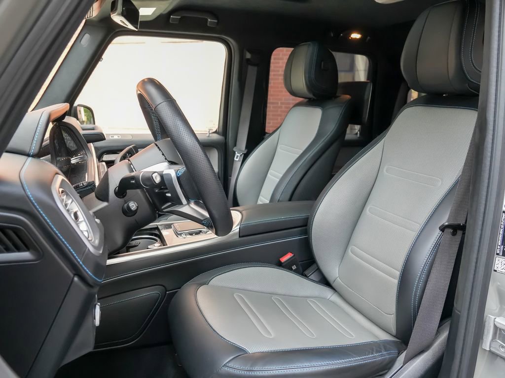 Used 2025 Mercedes-Benz G 580 w/ EQ Technology image 5