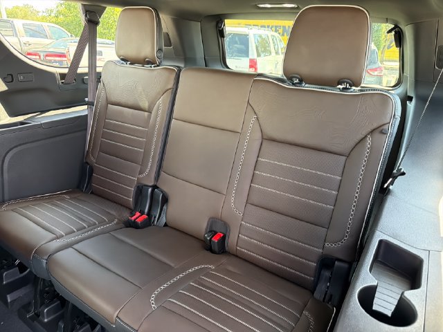 New 2026 GMC Yukon XL Denali Ultimate AWD/4WD image 20