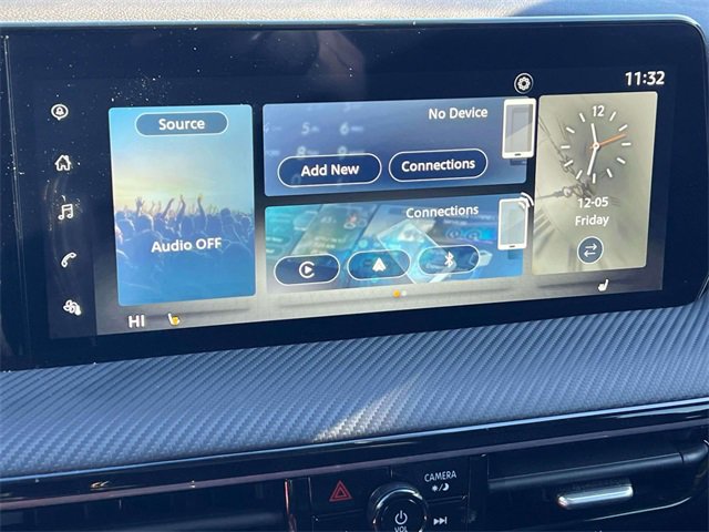 Used 2025 Nissan Kicks SR w/ SR Premium Package image 31