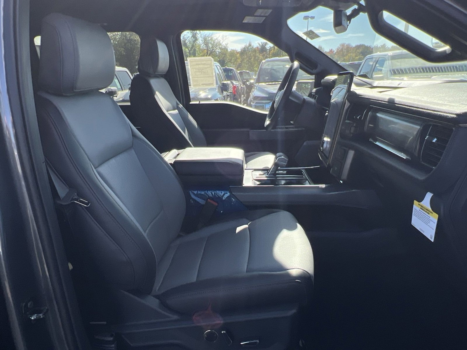 New 2025 Ford F150 Lightning Lariat image 27