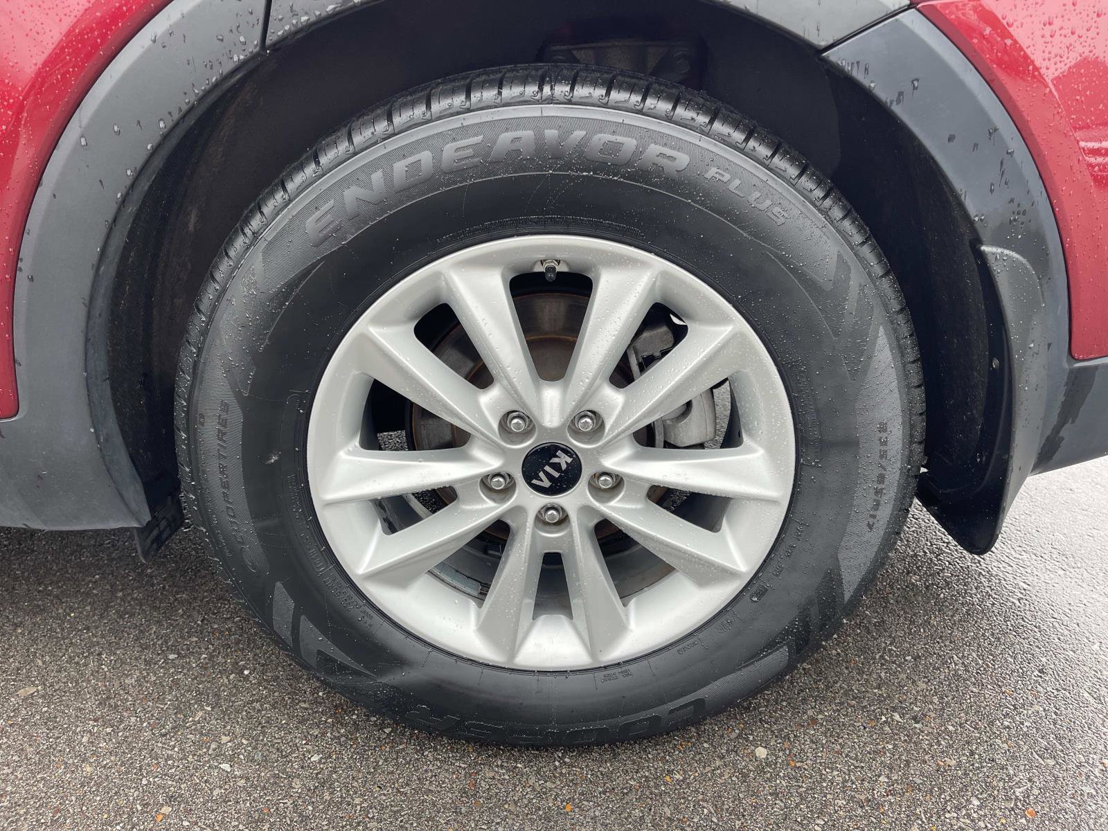 Used 2020 Kia Sorento LX w/ LX I4 Convenience Package FWD image 11