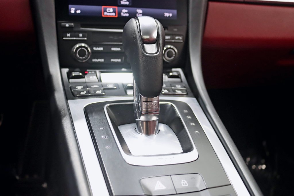 Used 2019 Porsche 911 Carrera RWD image 23