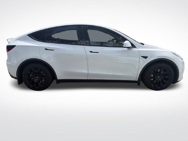 Used 2021 Tesla Model Y Long Range AWD/4WD image 6