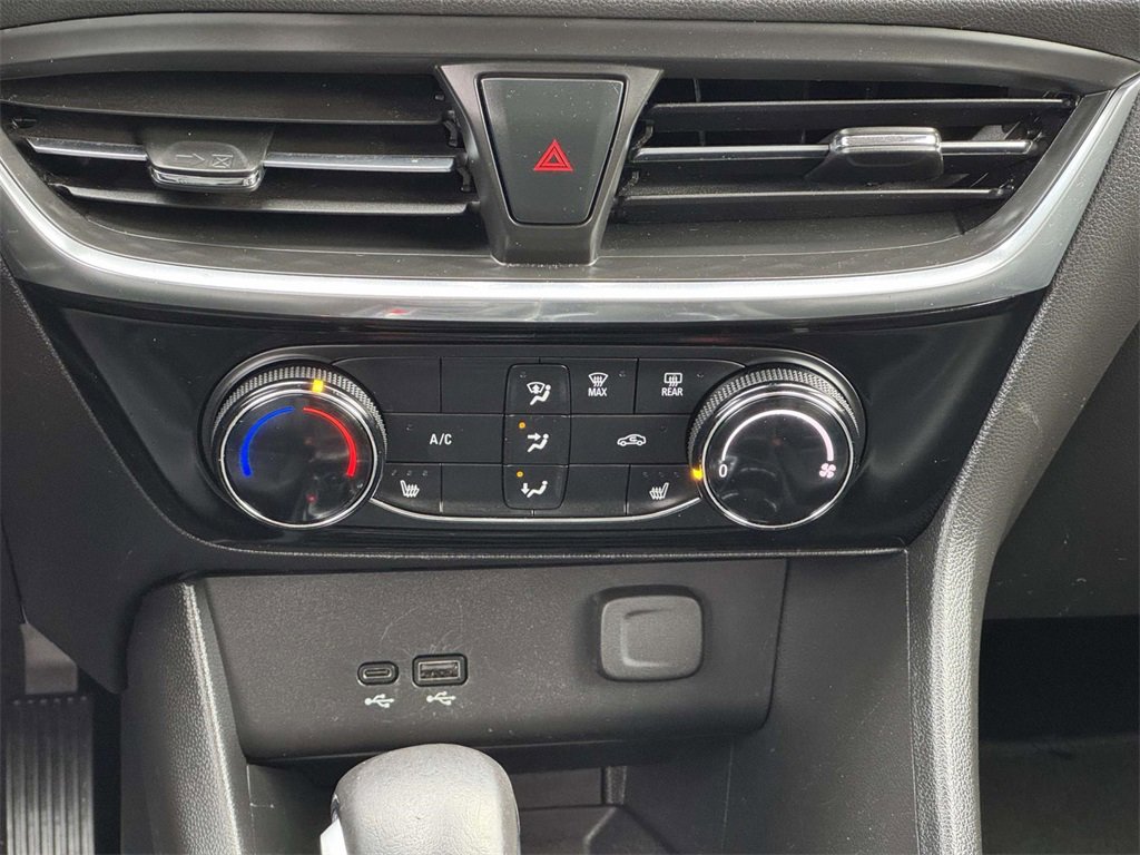 Used 2024 Buick Encore GX Sport Touring w/ Comfort Package image 5
