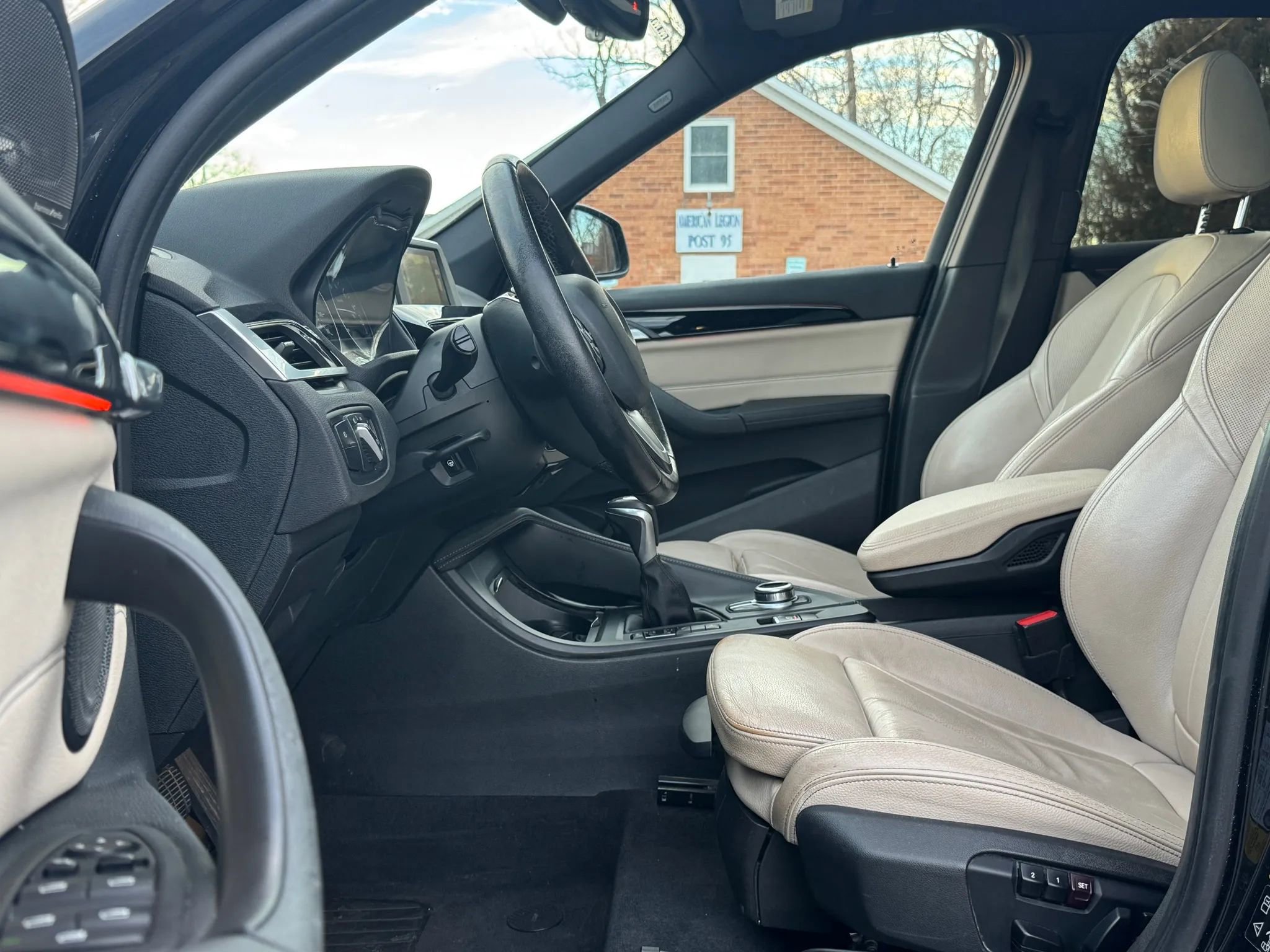 Used 2017 BMW X1 xDrive28i AWD/4WD image 17