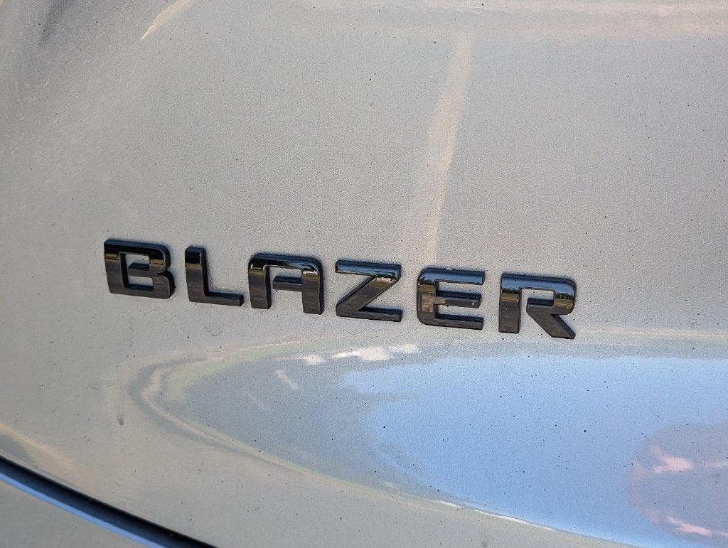 Certified 2023 Chevrolet Blazer RS w/ Driver Confidence II Package FWD image 6