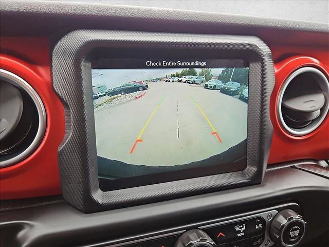 Used 2018 Jeep Wrangler Unlimited Rubicon AWD/4WD image 14