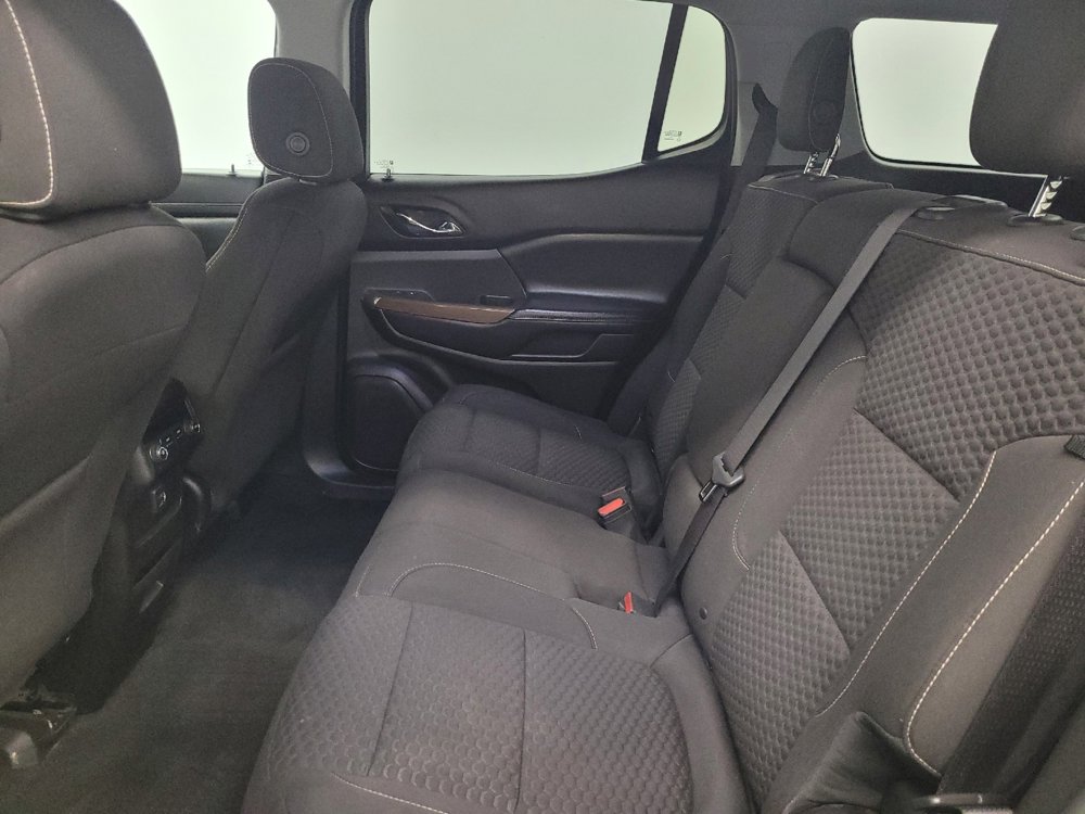 Used 2019 GMC Acadia SLE image 18