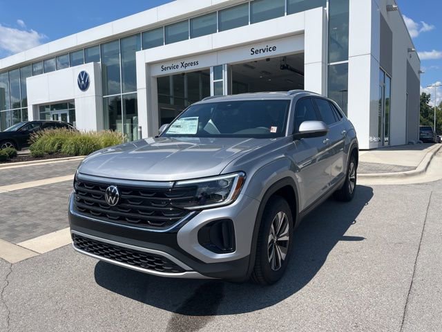 New 2026 Volkswagen Atlas Cross Sport SE image 1