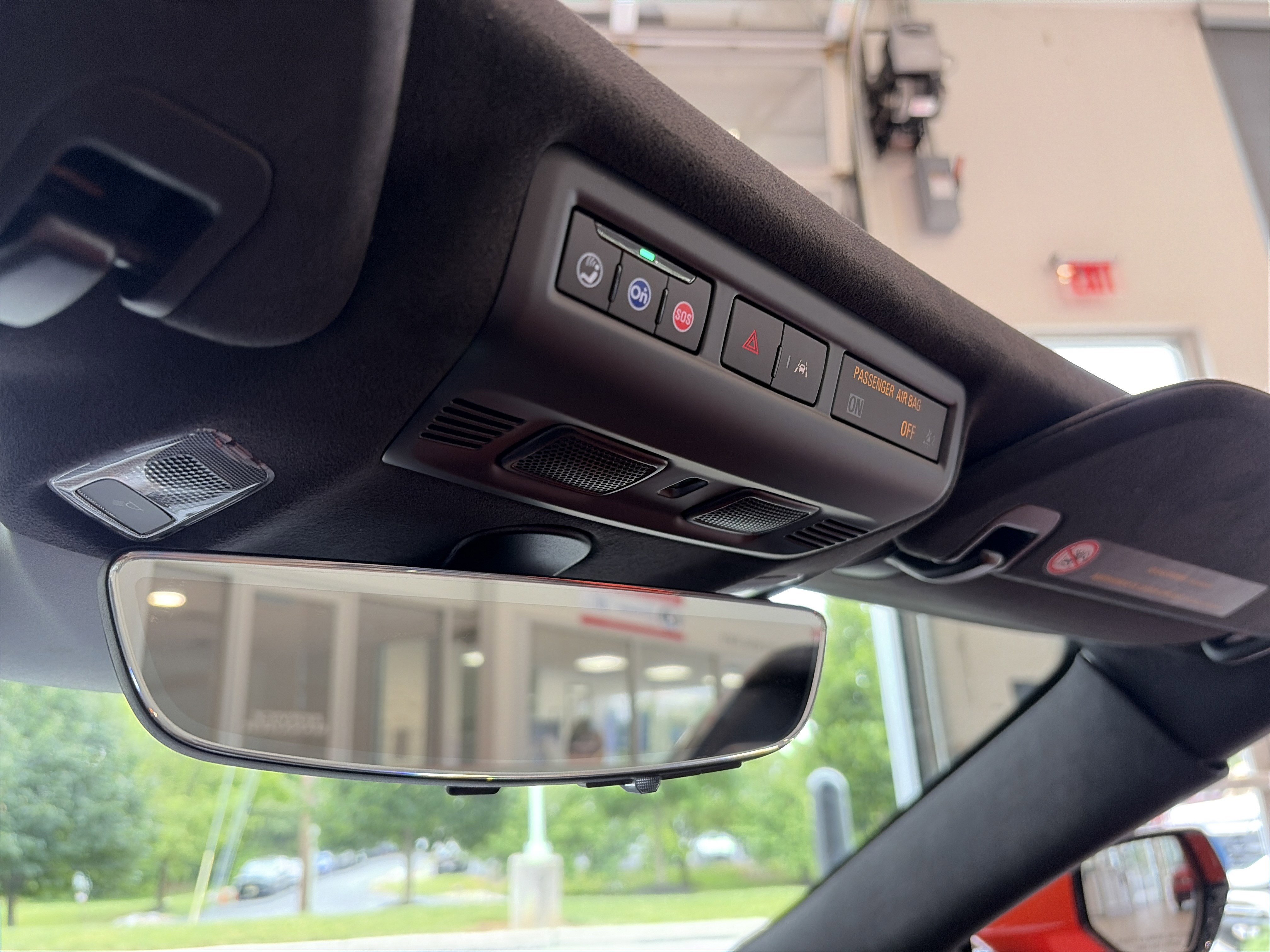 Used 2025 Chevrolet Corvette Z06 w/ Stealth Interior Trim Package RWD image 59