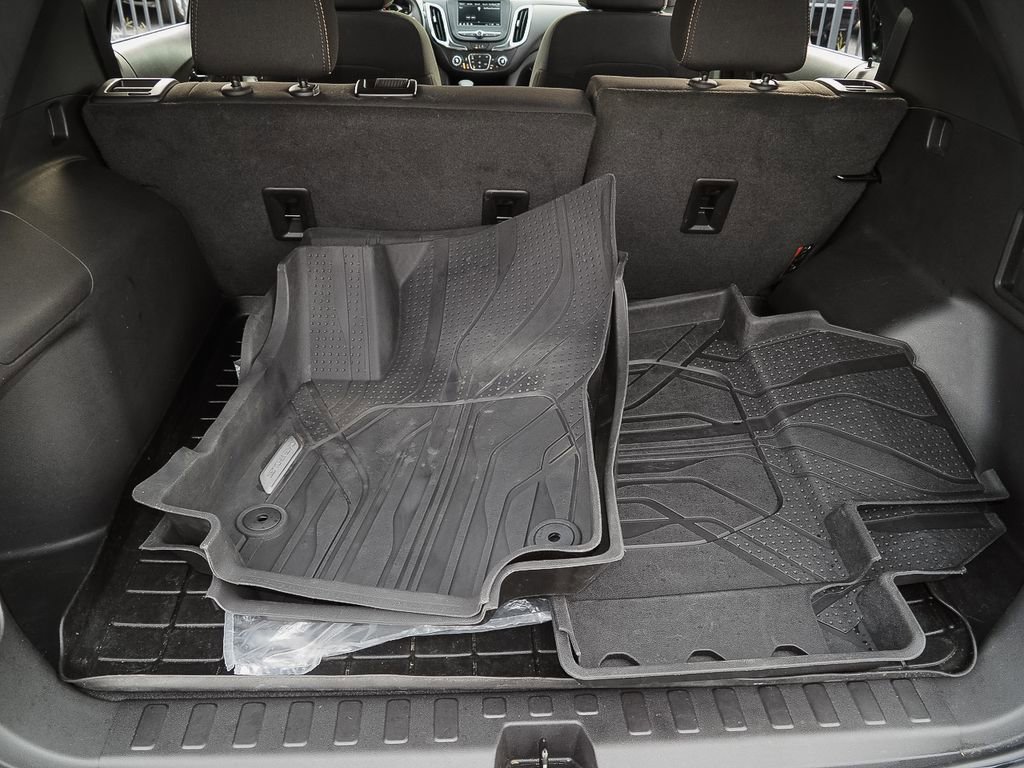 Used 2022 Chevrolet Equinox LT image 10