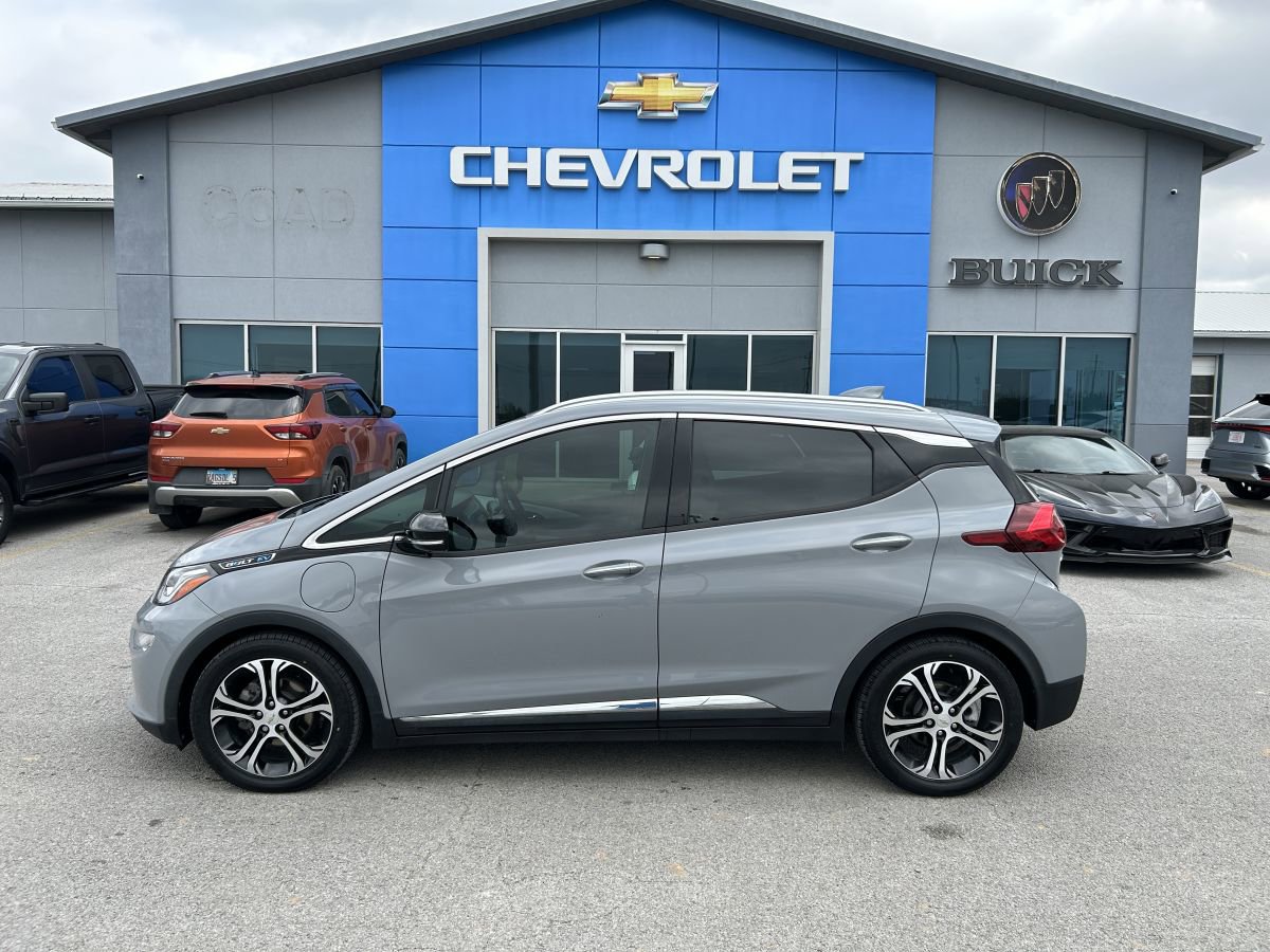 Used 2020 Chevrolet Bolt Premier w/ Infotainment Package image 4