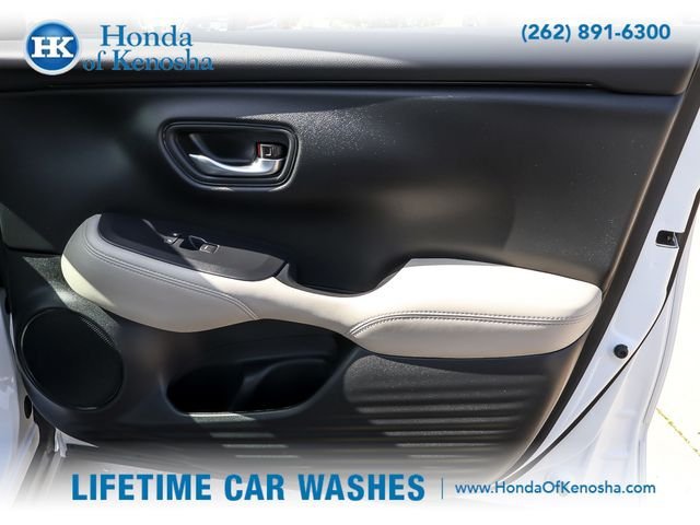 Certified 2025 Honda HR-V LX image 24