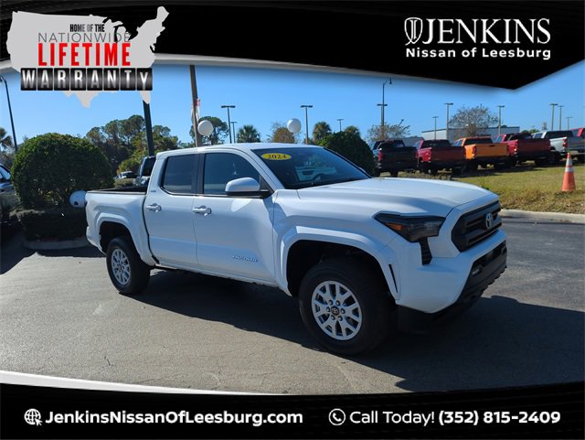 Used 2024 Toyota Tacoma SR5 image 1