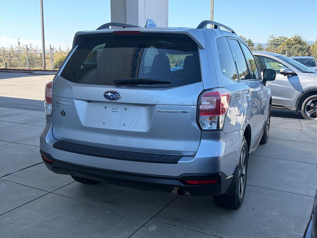 Used 2018 Subaru Forester 2.5i Premium w/ Protection Package #1 AWD/4WD image 4