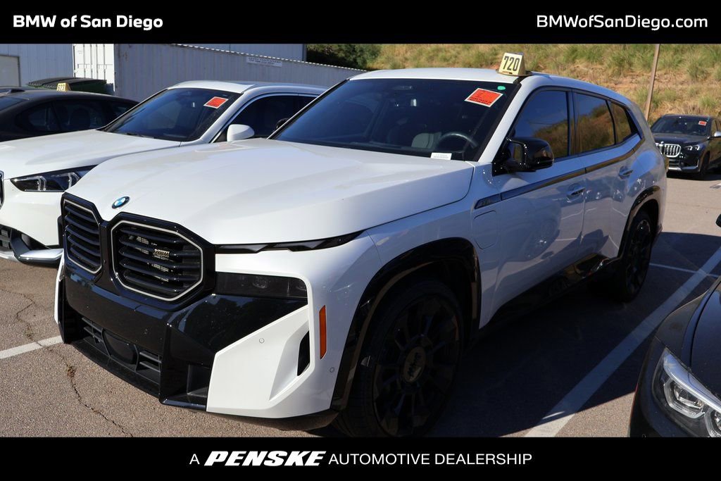 Used 2025 BMW XM image 1