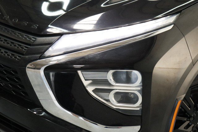 Used 2023 Mitsubishi Eclipse Cross LE AWD/4WD image 2