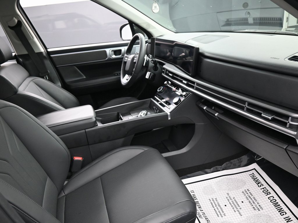 Used 2025 Hyundai Santa Fe SEL w/ Tow & Go Package image 34