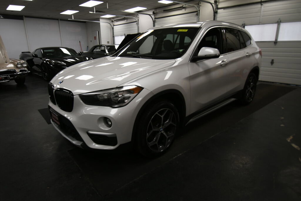 Used 2019 BMW X1 xDrive28i w/ Convenience Package image 4