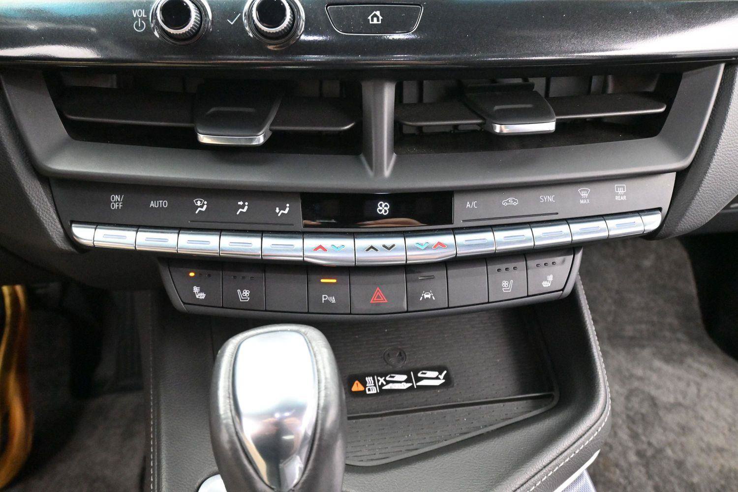 Certified 2022 Cadillac CT4 Premium Luxury AWD/4WD image 24