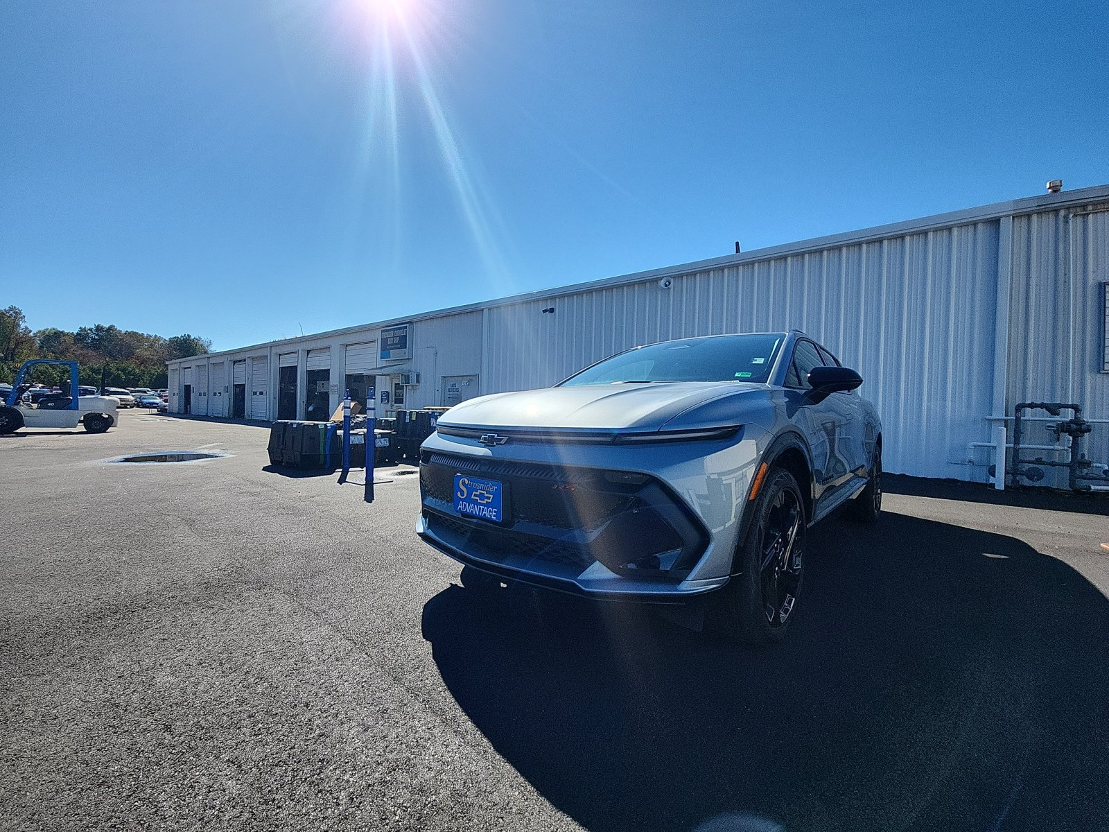 New 2025 Chevrolet Equinox EV RS AWD/4WD video 1