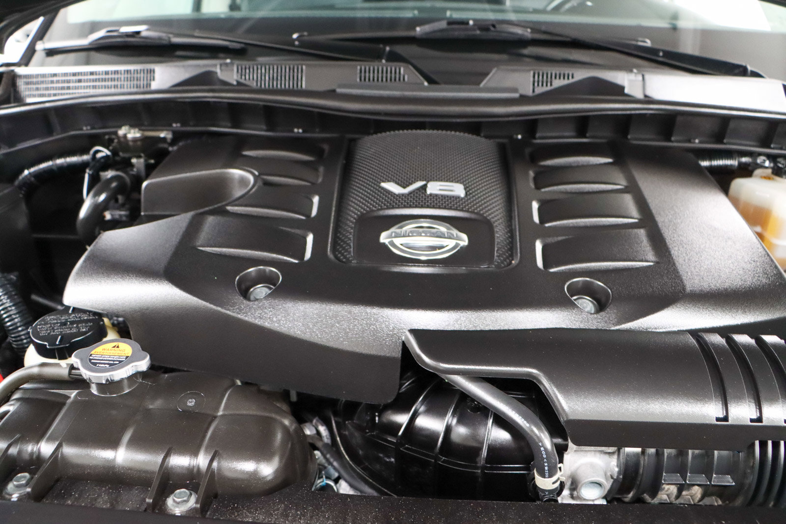 Used 2022 Nissan Armada SL w/ Captain's Chairs Package image 34