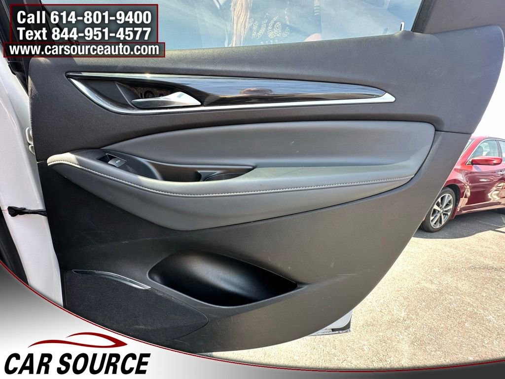 Used 2023 Buick Enclave Essence FWD image 27
