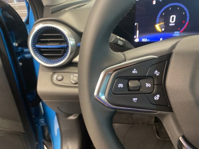 New 2025 Chevrolet Trax LT w/ Driver Confidence Package image 14