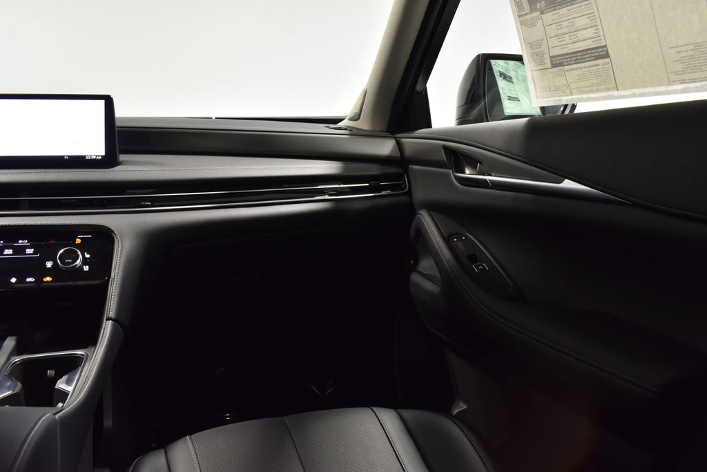 New 2026 INFINITI QX60 Luxe w/ Family Package image 15