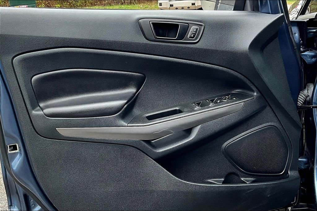 Used 2022 Ford EcoSport SES image 21