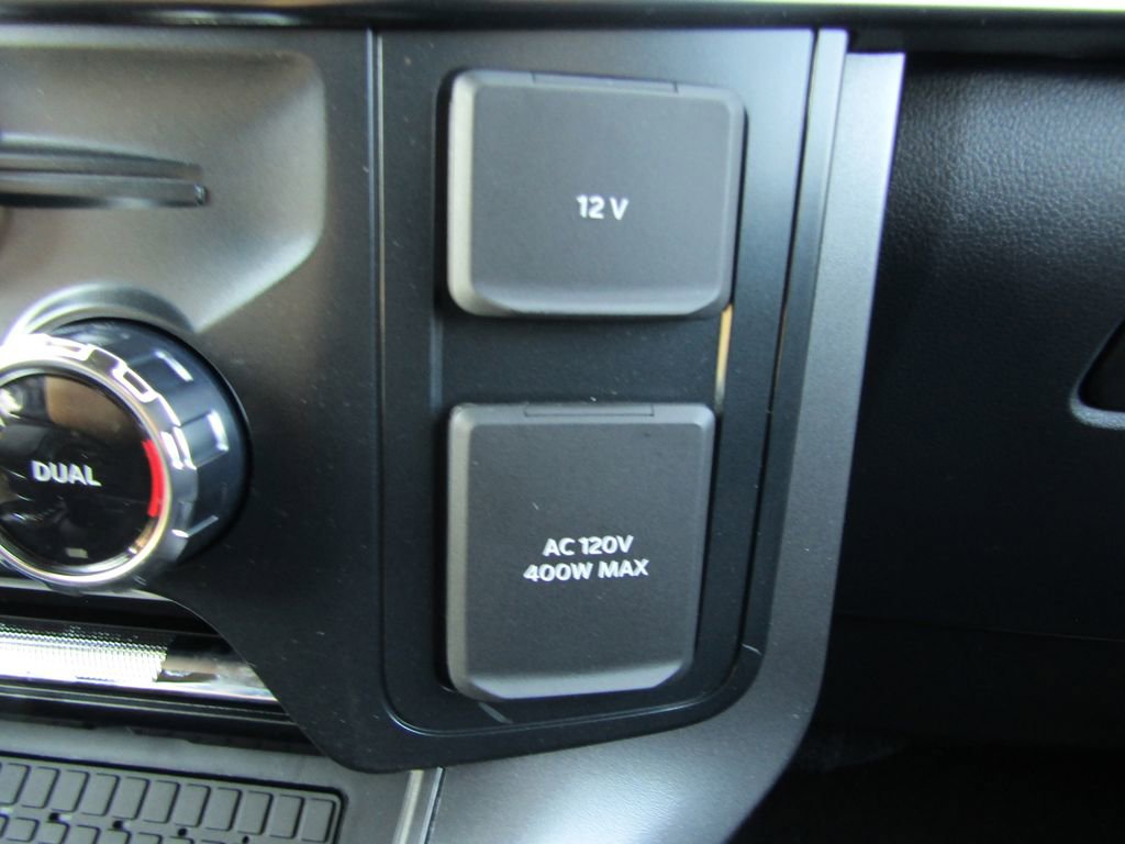 New 2025 Ford F150 Lariat w/ Equipment Group 501A Mid image 30