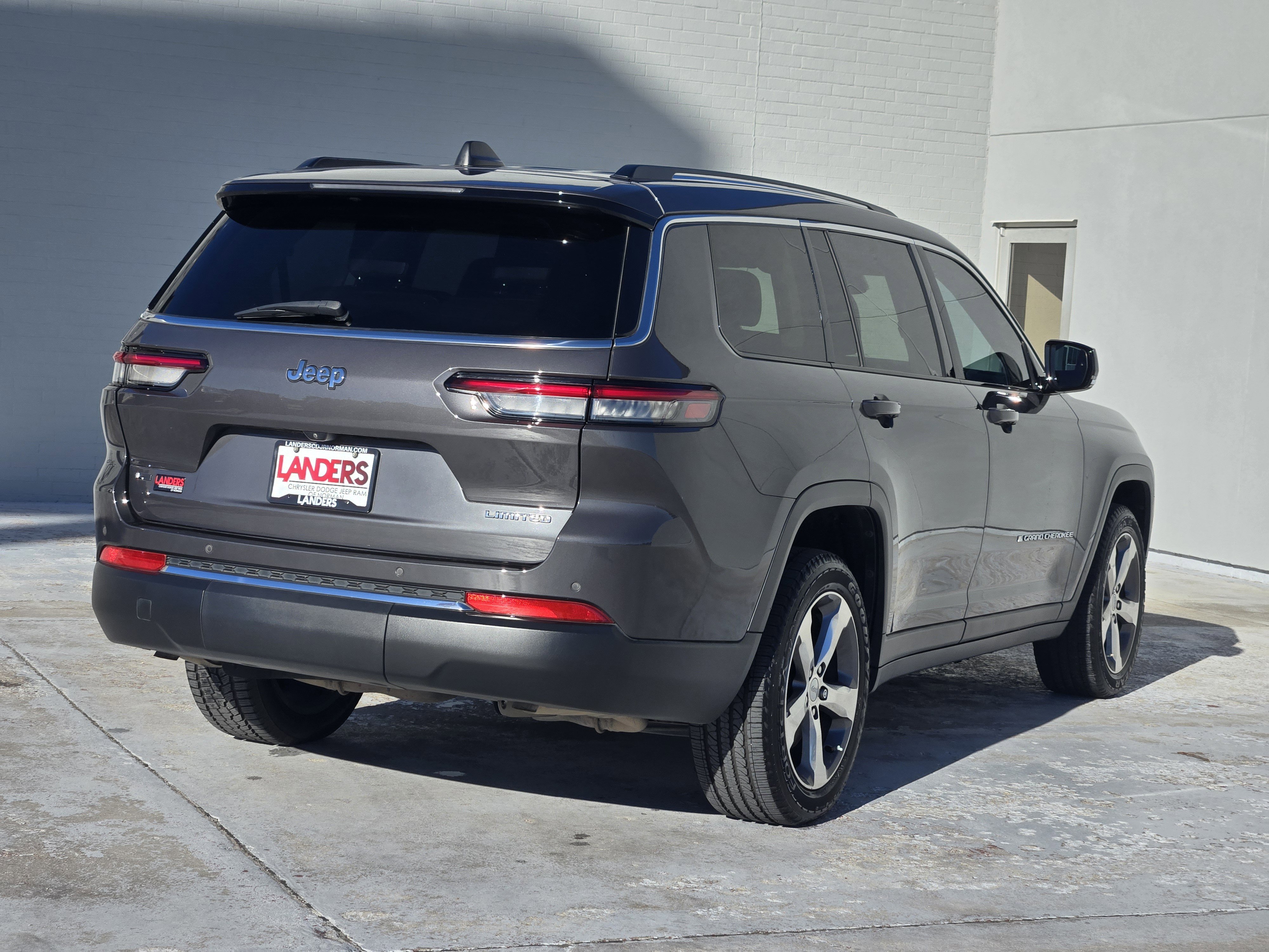 Used 2021 Jeep Grand Cherokee L Limited image 8