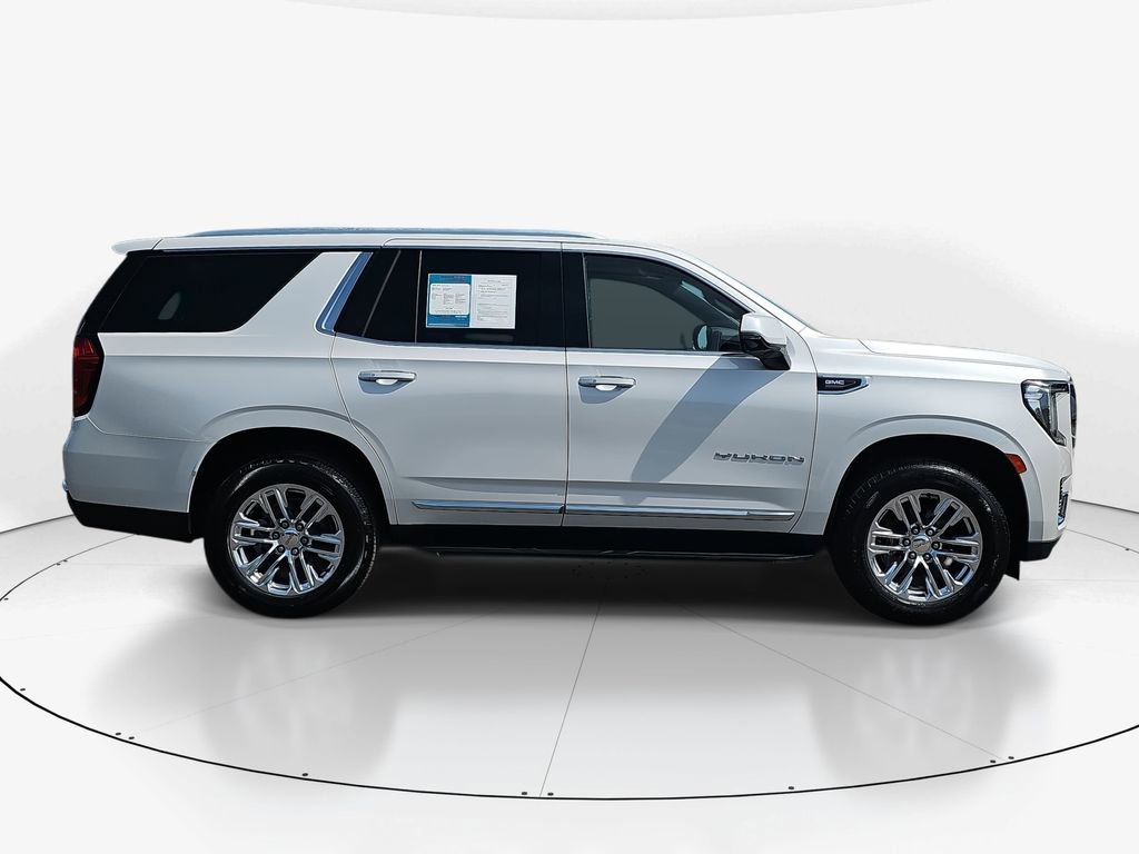 Used 2021 GMC Yukon SLT w/ SLT Luxury Plus Package image 4