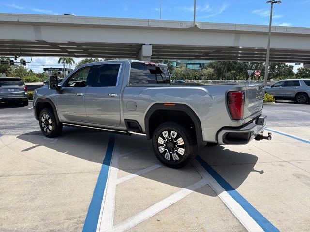 Used 2025 GMC Sierra 2500 Denali w/ Denali Reserve Package AWD/4WD image 5